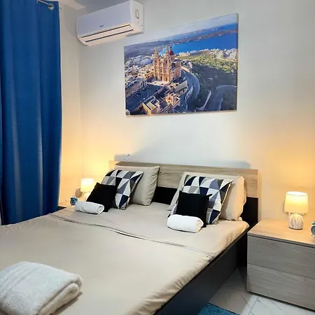 4, Mit 2 Schlafzimmern Und Meerblick Apartment *
