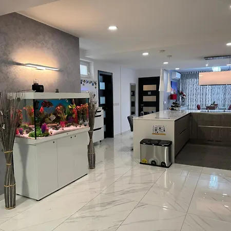 4, Mit 2 Schlafzimmern Und Meerblick Apartment Marsaskala