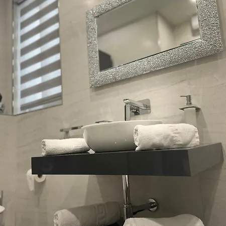 4 Mit 2 Schlafzimmern Und Meerblick * مارساسكالا